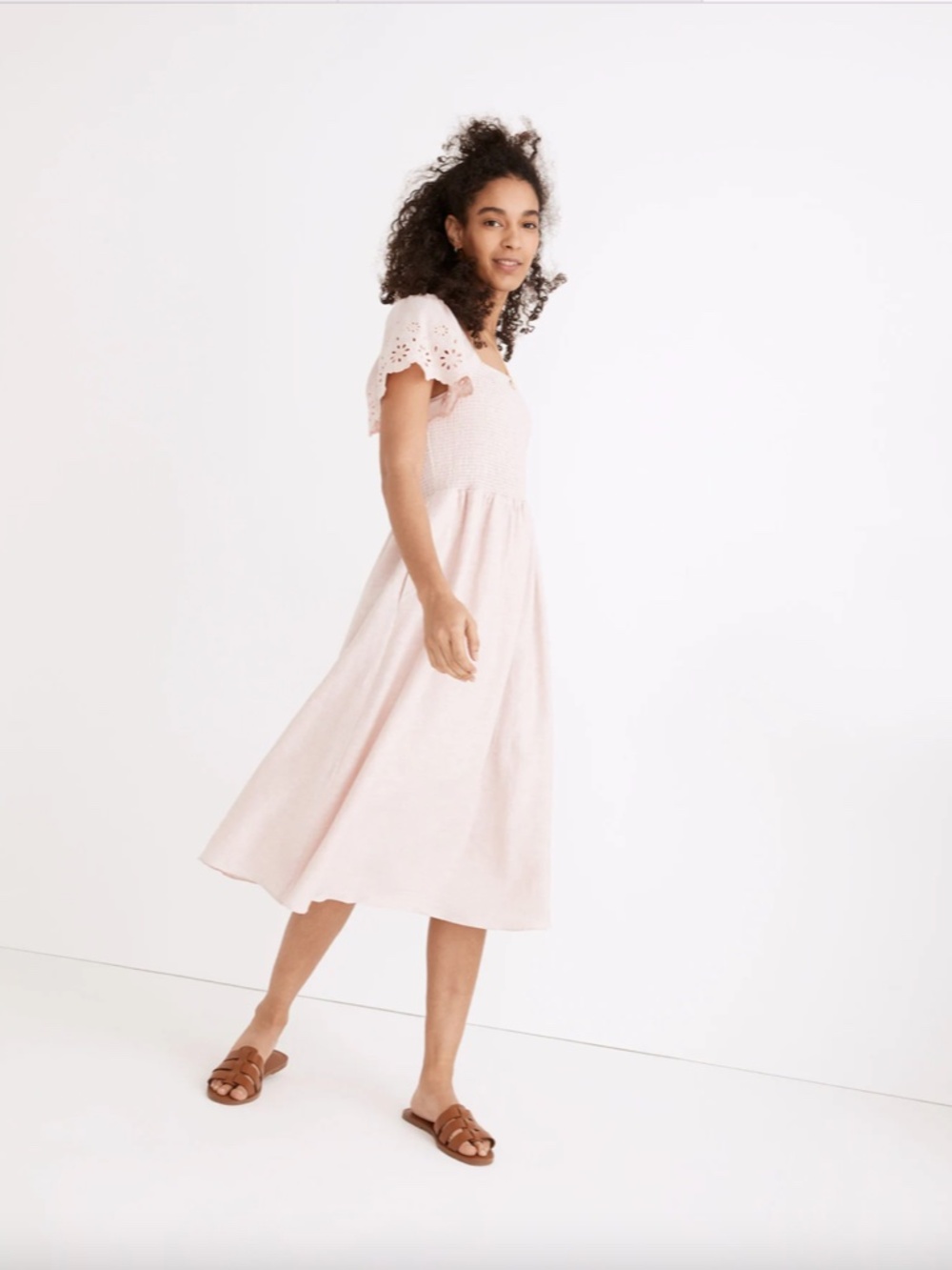 Madewell Linen-Blend Eyelet-Sleeve Lucie Smocked Midi Dress, Light Pink, Medium